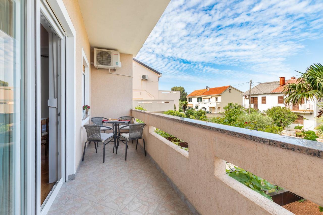 Apartments Come&Stay Punat Ngoại thất bức ảnh