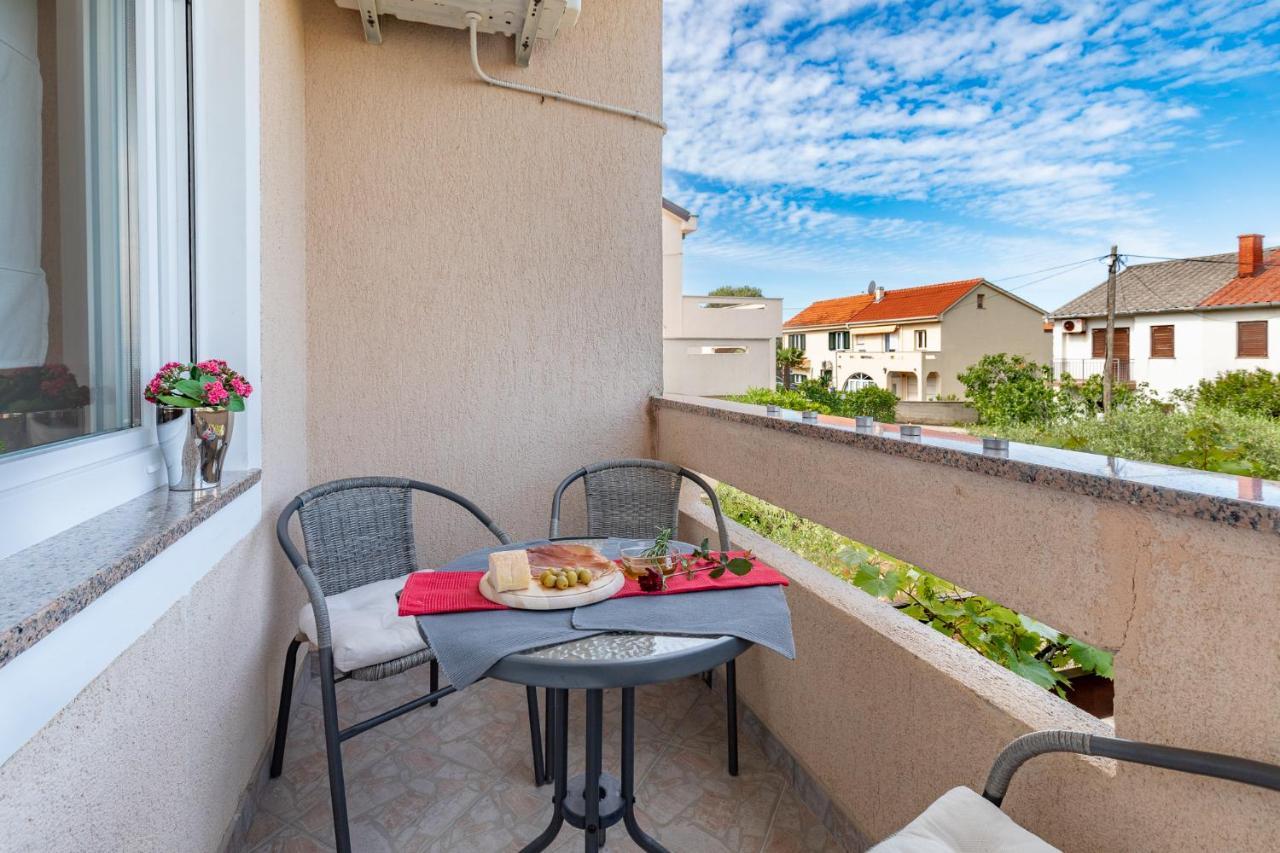 Apartments Come&Stay Punat Ngoại thất bức ảnh