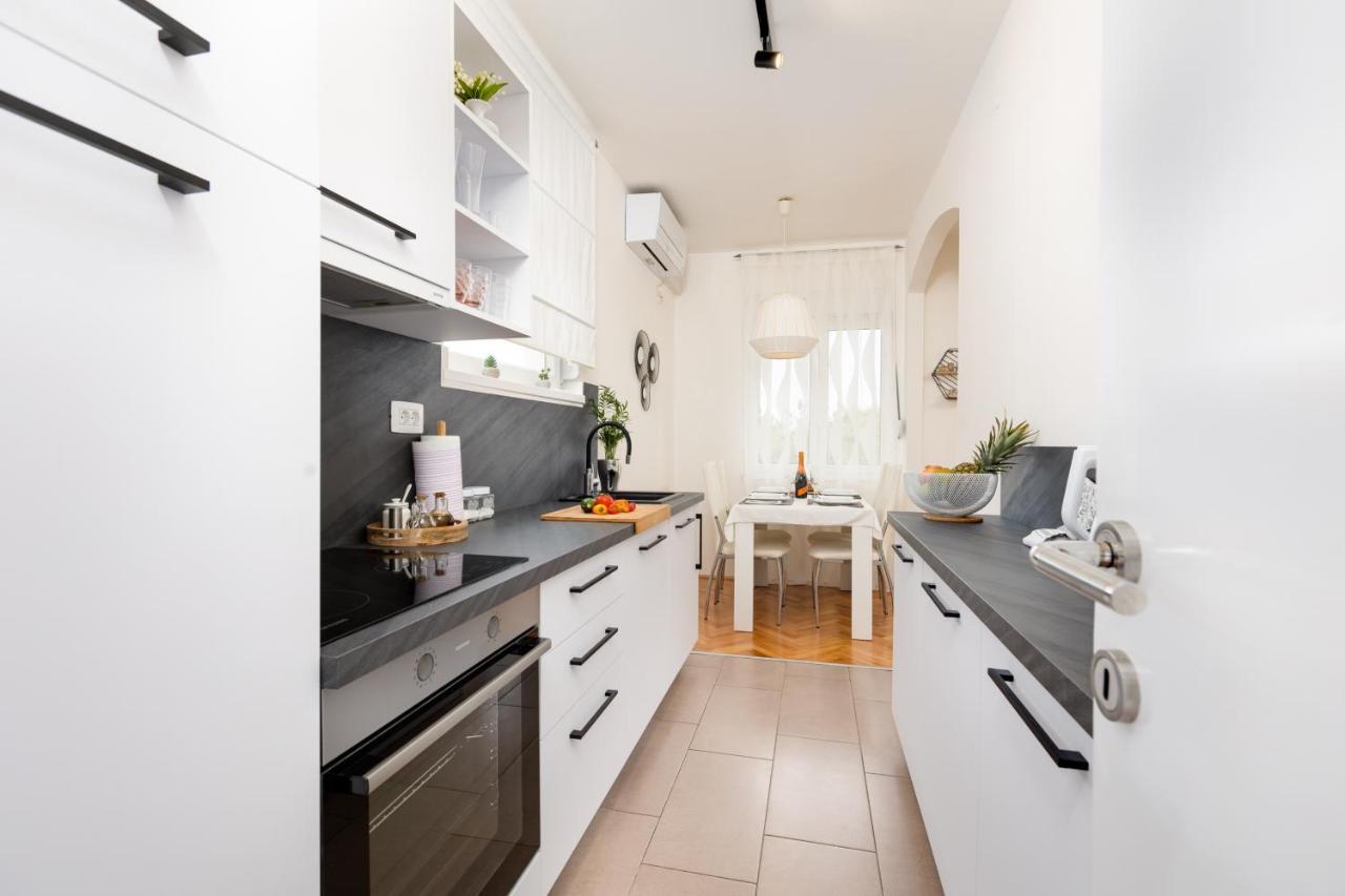 Apartments Come&Stay Punat Ngoại thất bức ảnh