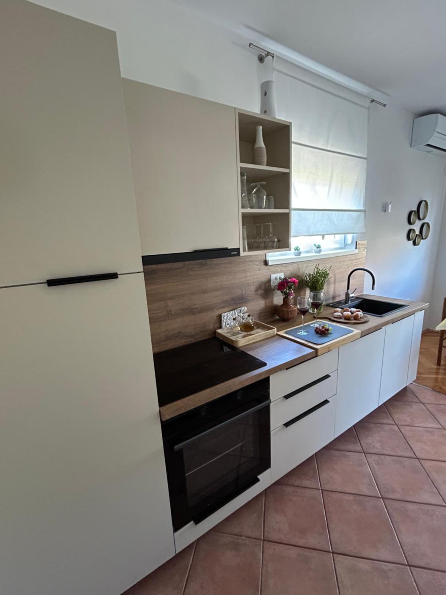Apartments Come&Stay Punat Ngoại thất bức ảnh