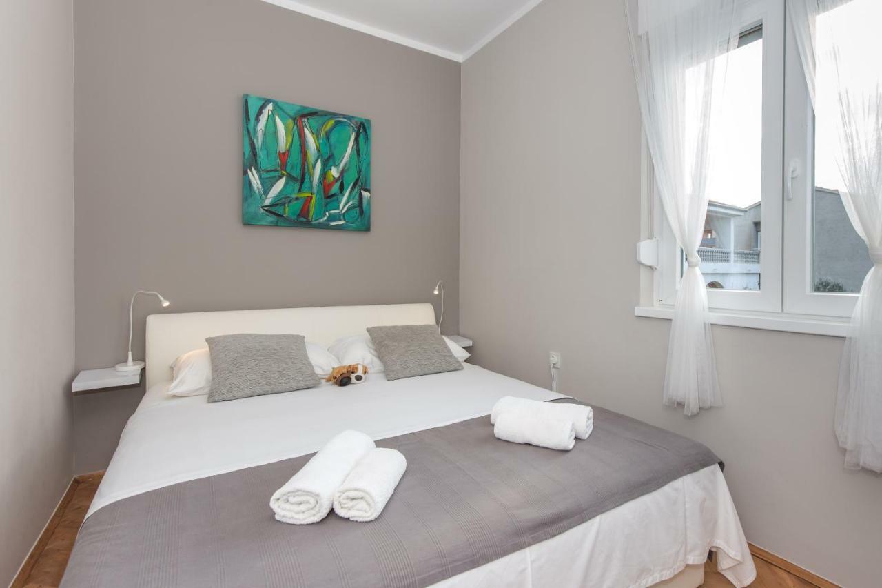 Apartments Come&Stay Punat Ngoại thất bức ảnh