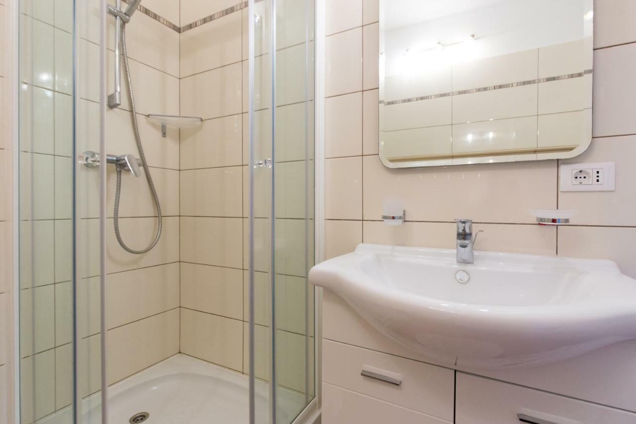 Apartments Come&Stay Punat Phòng bức ảnh